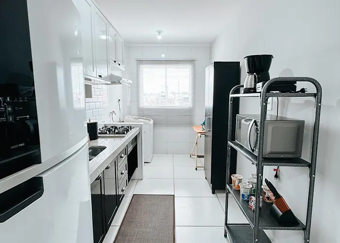 Novo Apto Em Condominio Fechado C/Ar E Elevador